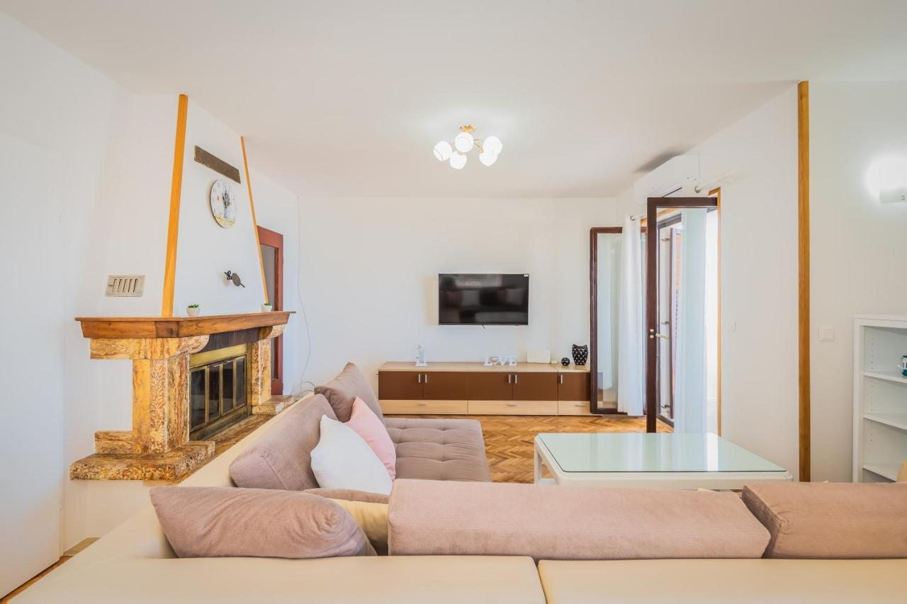 Adriatic Seaview Apartment Omiš Eksteriør bilde
